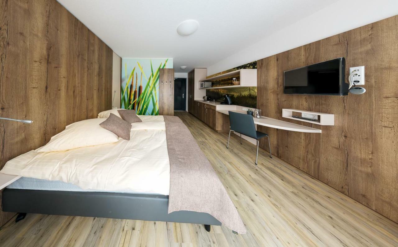 Aparthotel Boarding & House T24 Bad Wurzach Exterior foto